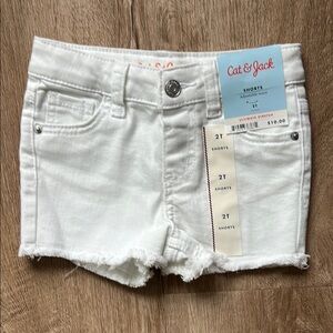 NWT Cat & Jack Girls White Denim Shorts Size 2T